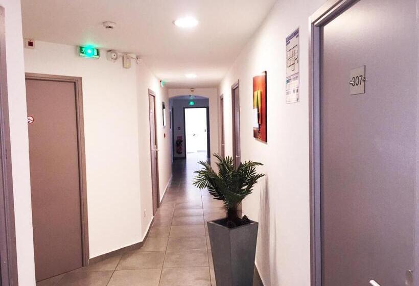 Superior Kamer, Riviera