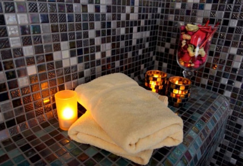 Номер Стандарт, Logis Hotel Restaurant Spa Le Lac
