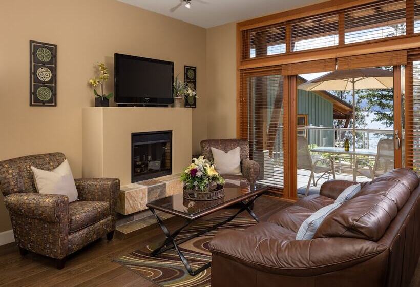 Вилла 2 Спальни, Outback Lakeside Vacation Homes