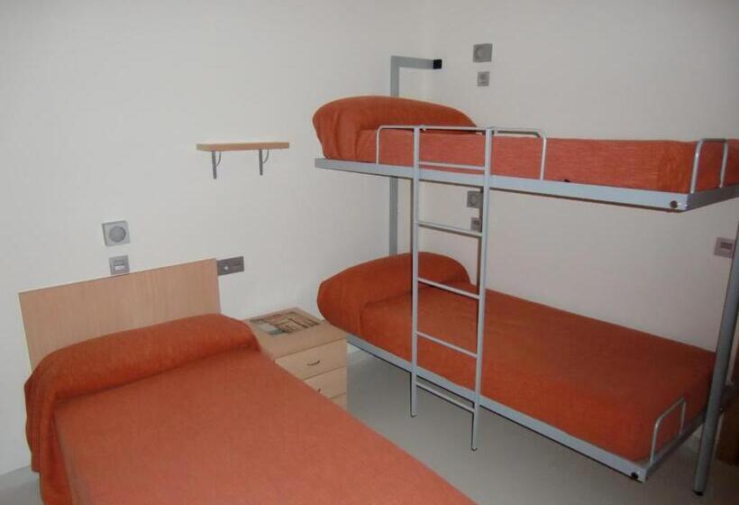 اتاق استاندارد, Albergue Inturjoven Sevilla