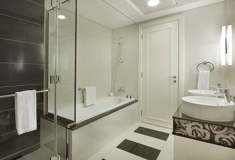 2 Bedroom Suite City View, Damac Maison Mall Street