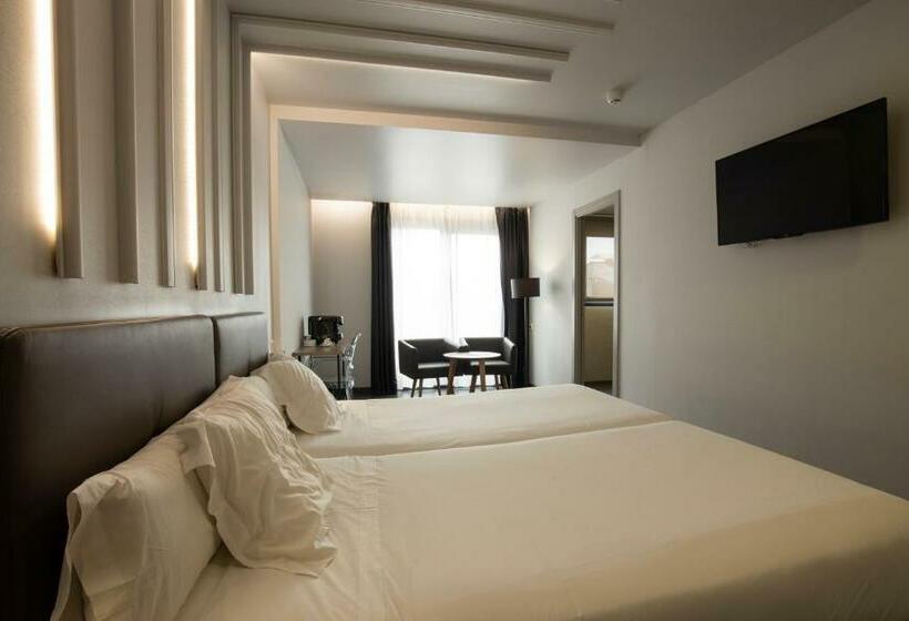 수피리어 룸, Lux Santiago