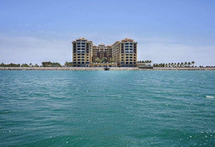 발코니가 있는 프리미엄 룸, Pullman Resort Al Marjan Island
