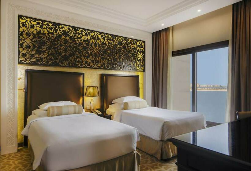스위트, Pullman Resort Al Marjan Island