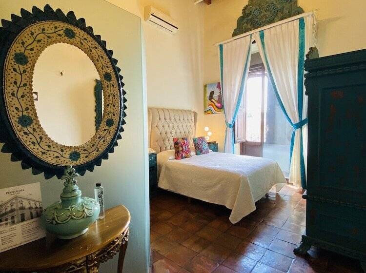 デラックスルーム, Casa Pedro Loza