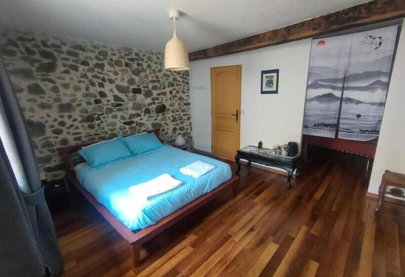 Трехместный Номер Deluxe, Chambres D Hôtes Les Chatougoulis