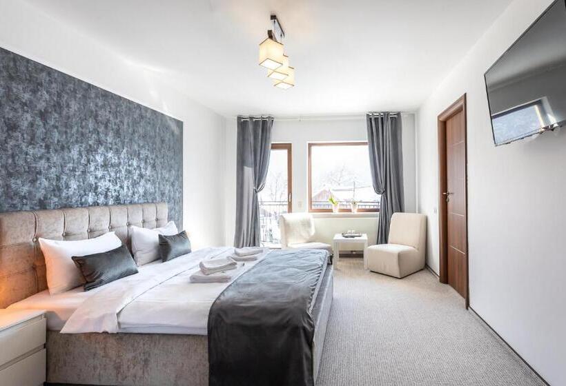 Номер Стандарт с Балконом, Emerald Residence