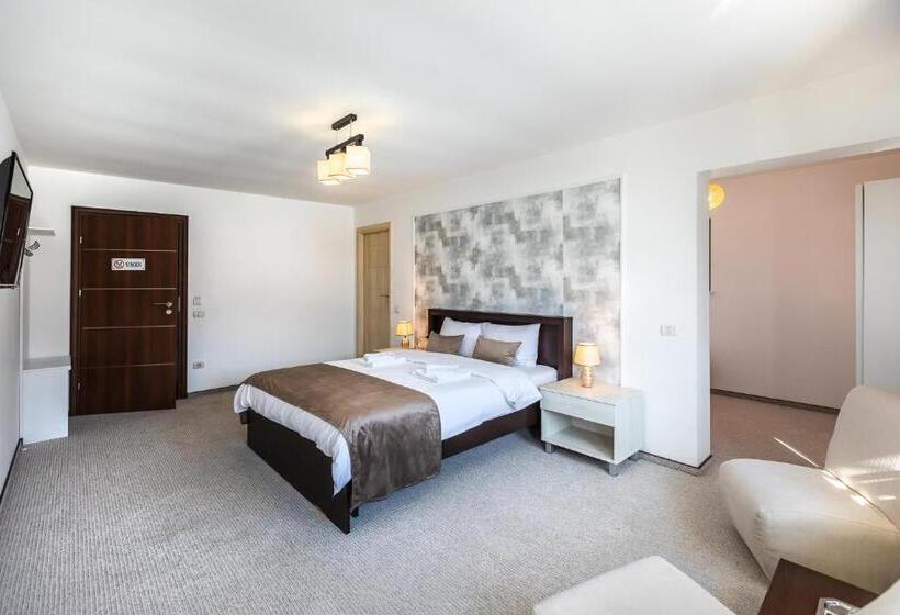 Номер Стандарт Трехместный, Emerald Residence