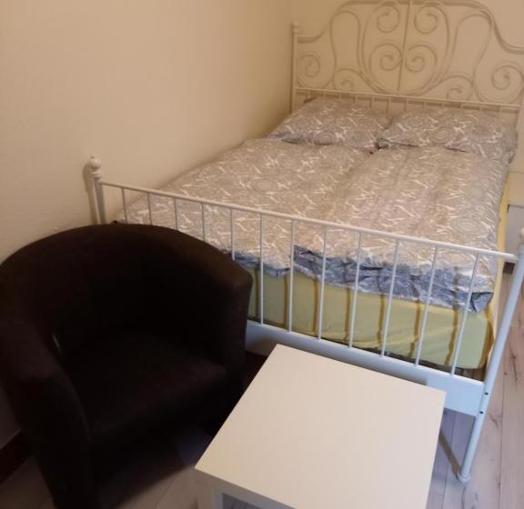 Quarto Deluxe, Monteurzimmer Lützow