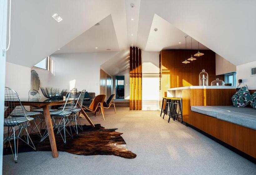 2침실 펜트하우스 아파트, Cremorne Point Manor