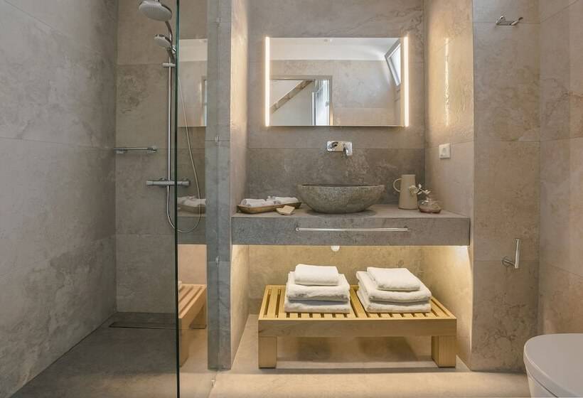 패밀리 룸, Daluz Boutique