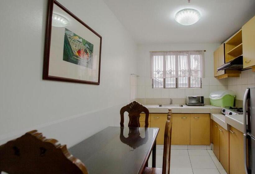 침실 2개 아파트, Newgrange Condotel