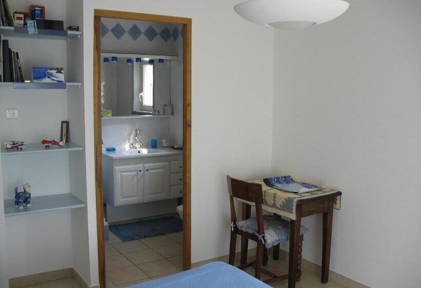 Номер Стандарт Вид на Сад, B&b La Cigaline
