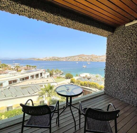 Deluxe Suite Sea View, Costa Farilya Special Class Hotel Bodrum
