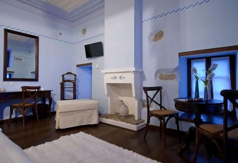 سوییت جونیور, Orologopoulos Mansion Luxury