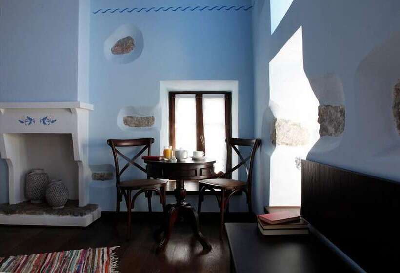 سوییت جونیور, Orologopoulos Mansion Luxury