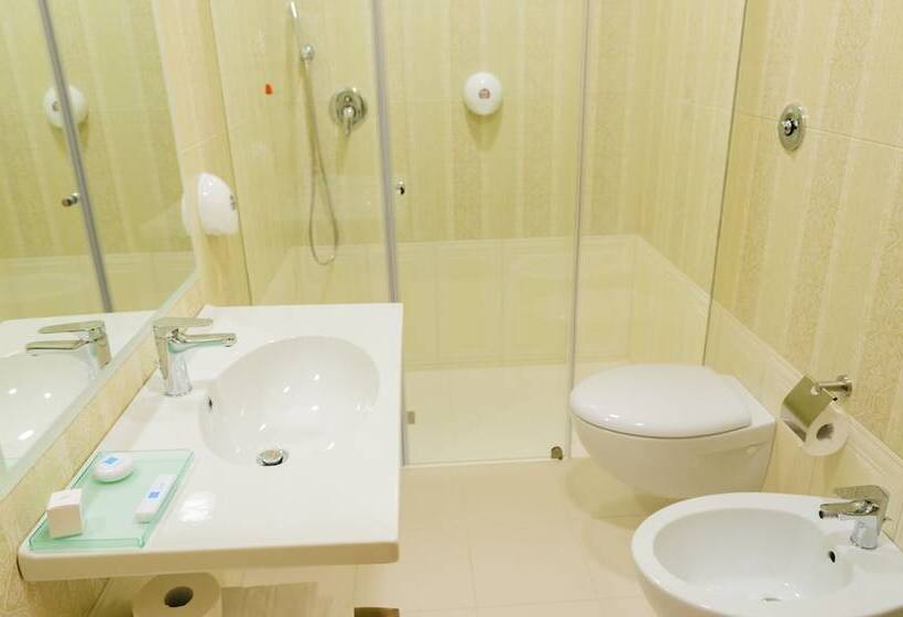 带阳台的高级房间, Sar Otel Boutique