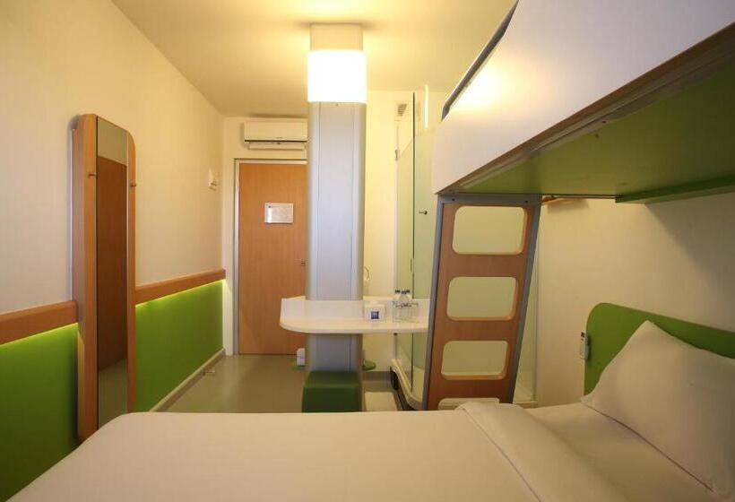 اتاق استاندارد با تخت‌های تاشو, Cordia Hotel Surabaya Airport