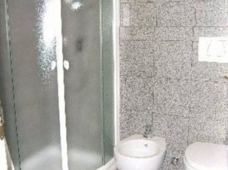 اتاق اکونومی, Engadina