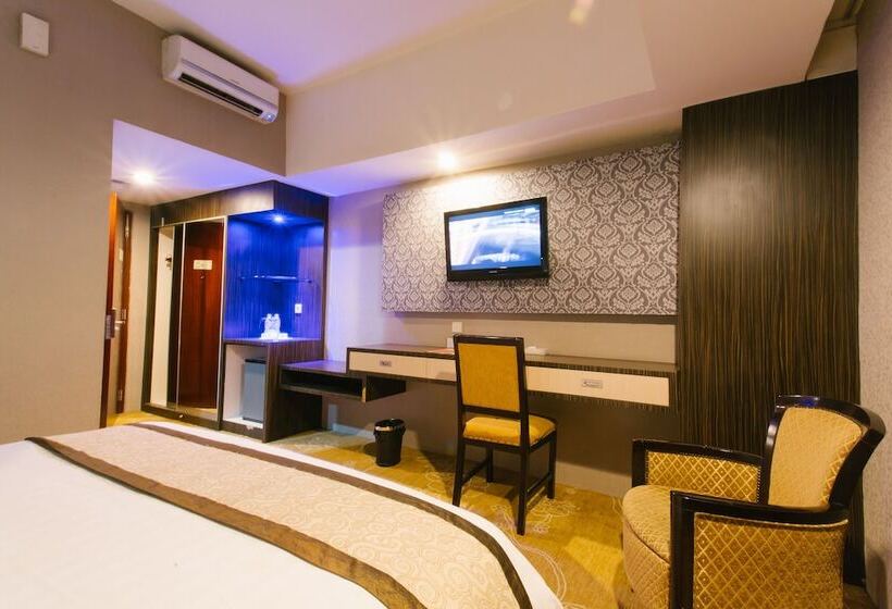 Номер Superior, Hermes Palace Hotel Medan