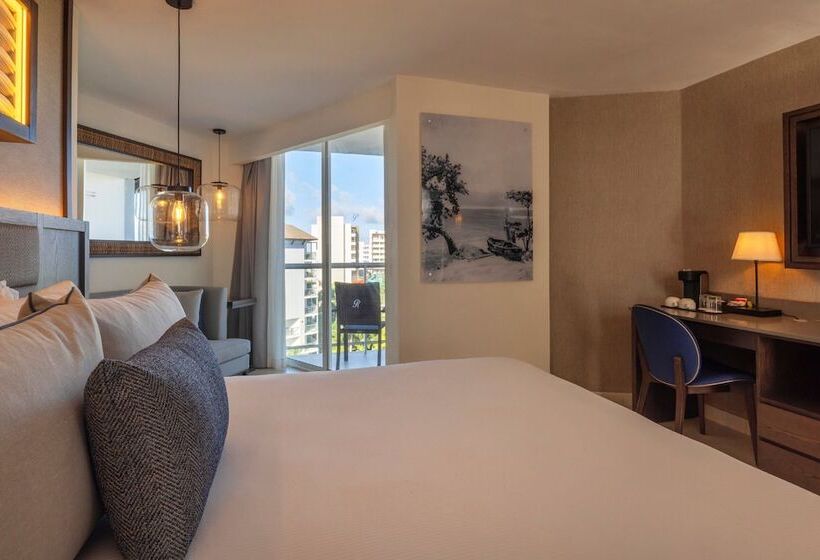 Номер Deluxe Вид на Море, Hideaway At Royalton Blue Waters, An Autograph Collection All Inclusive Resort   Adults Only