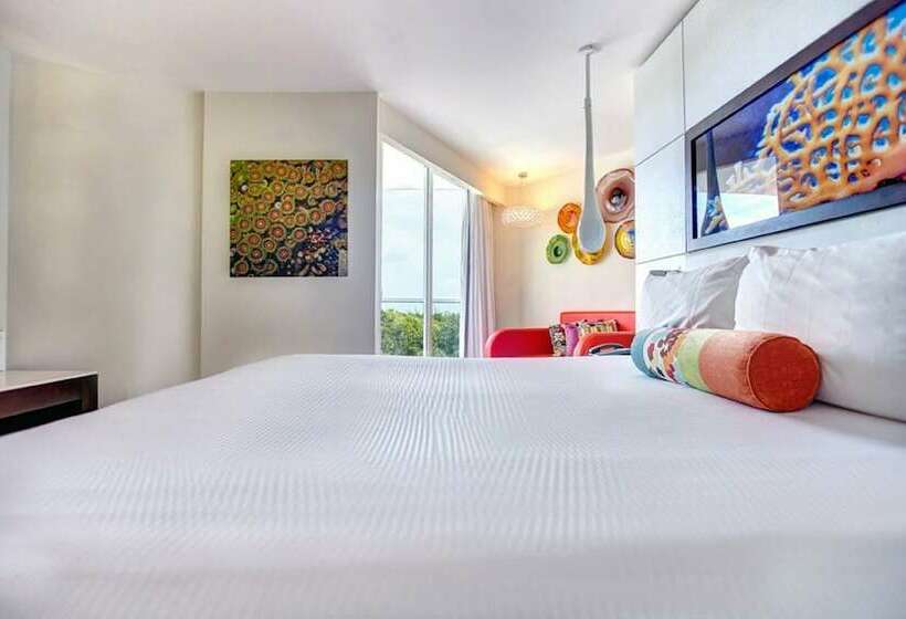 Номер Deluxe, Hideaway At Royalton Blue Waters, An Autograph Collection All Inclusive Resort   Adults Only