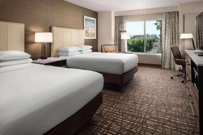 Семейный Номер, 9 Square Hotel   Kota Damansara