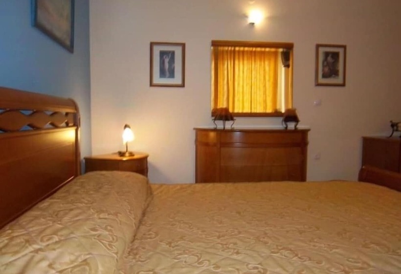 Номер Стандарт Трехместный, Iria Beach