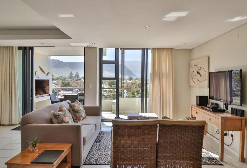 Апартаменты 3 Спальни, Whale Coast All Suite Hotel   Dcc Hotel Group
