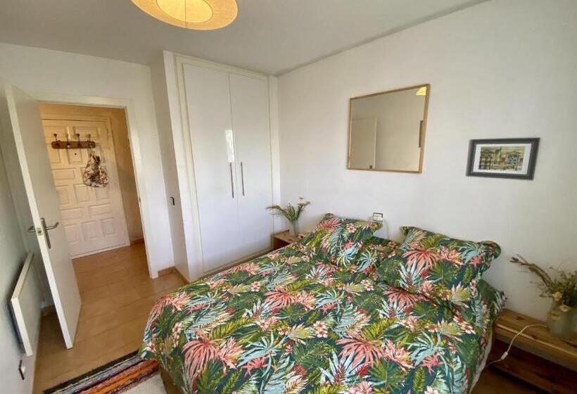 海の見える１ベッドルームアパートメント, Garbinell A   Piso Muy Bonito, Vistas Al Mar Espec