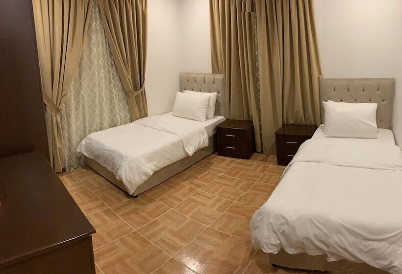 Студия Deluxe, Vera House &