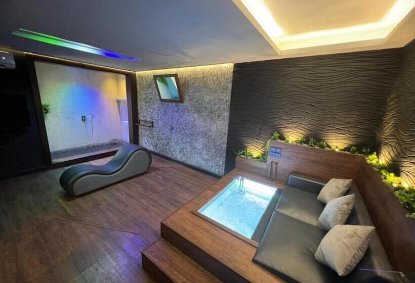 إستوديو قياسى, Beverly Villa