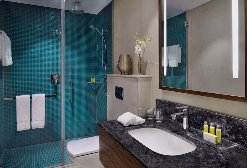 Апартаменты 3 Спальни, Marriott Executive Apartments Al Khobar