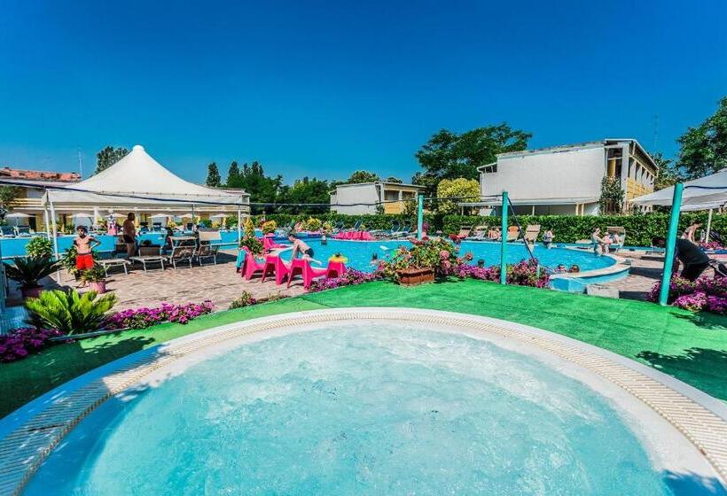 اتاق استاندارد چهار تخته, Residence Blu Marlin Natural Beach
