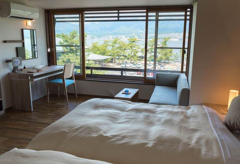 이코노미 룸, Miyajima Villa