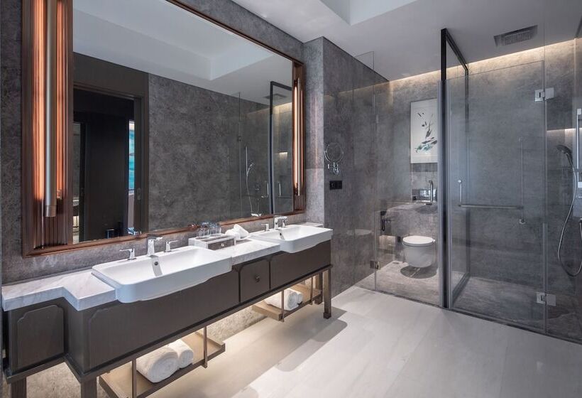 Президентский Люкс, Radisson Blu Resort Wetland Park