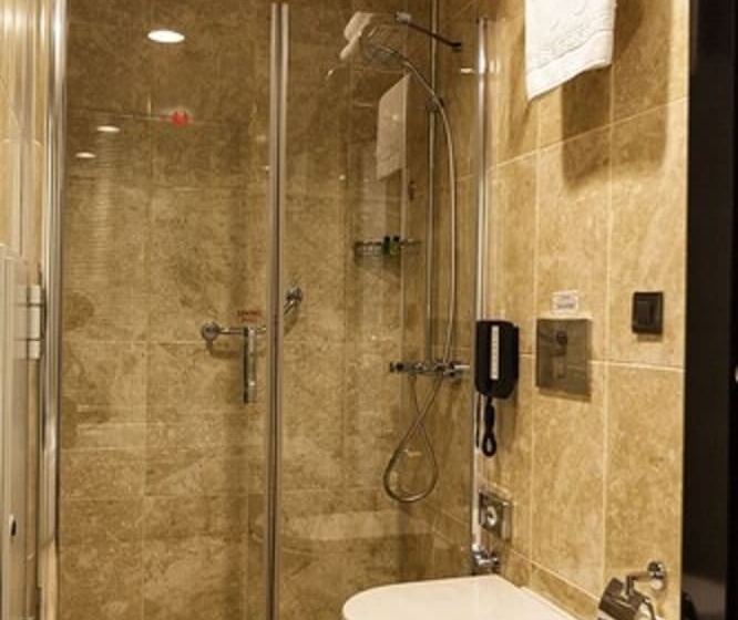 Standard Connecting Room, Ramada Plaza By Wyndham Izmit