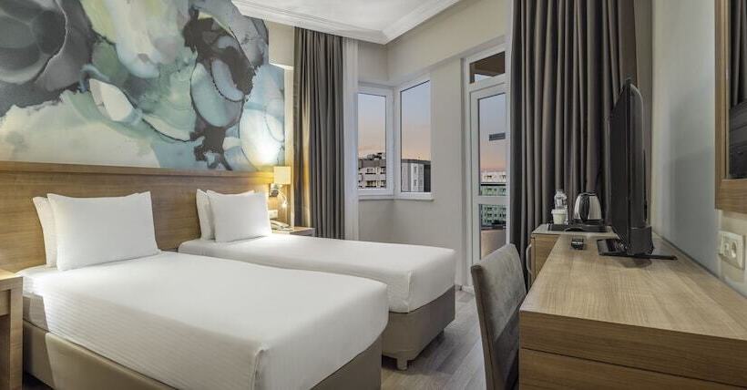 Номер Стандарт, Wyndham Garden Lara