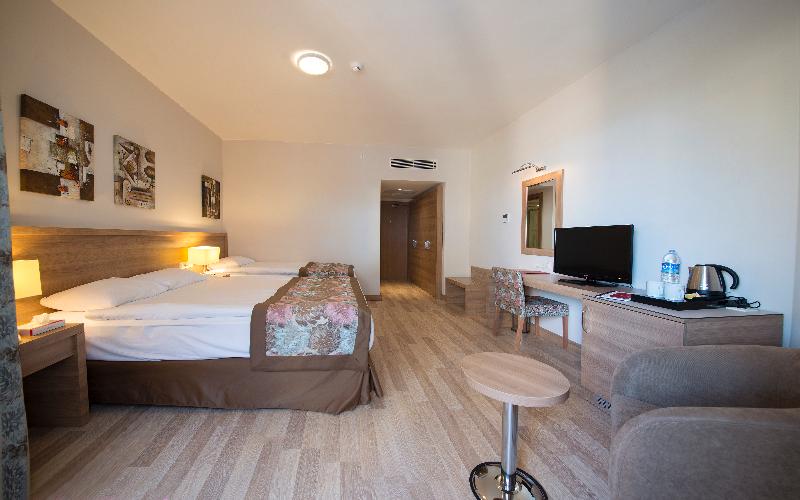 Номер Superior, Wyndham Garden Lara