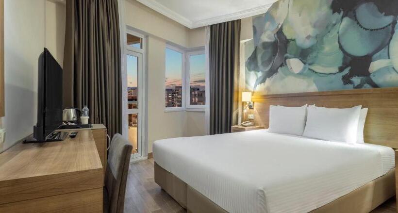 Номер Стандарт, Wyndham Garden Lara