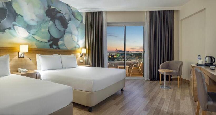 Номер Superior, Wyndham Garden Lara