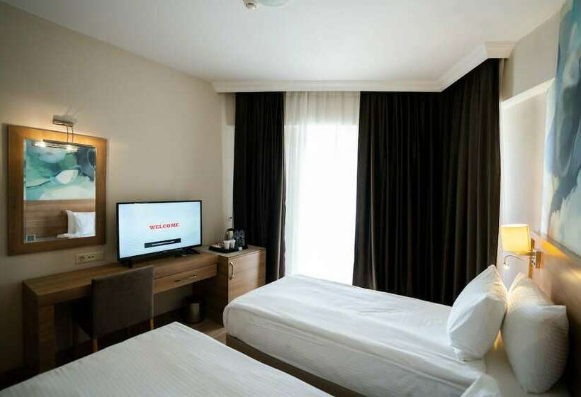 Номер Стандарт, Wyndham Garden Lara