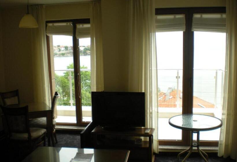 Escritório Estandar Vista Mar, Anteya Serdika Apartments