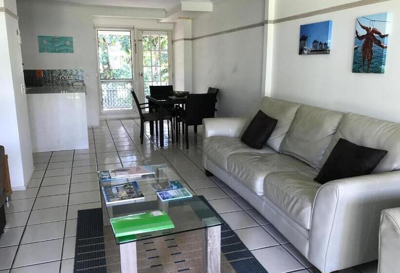침실 2개 아파트, Coral Beach Noosa Resort