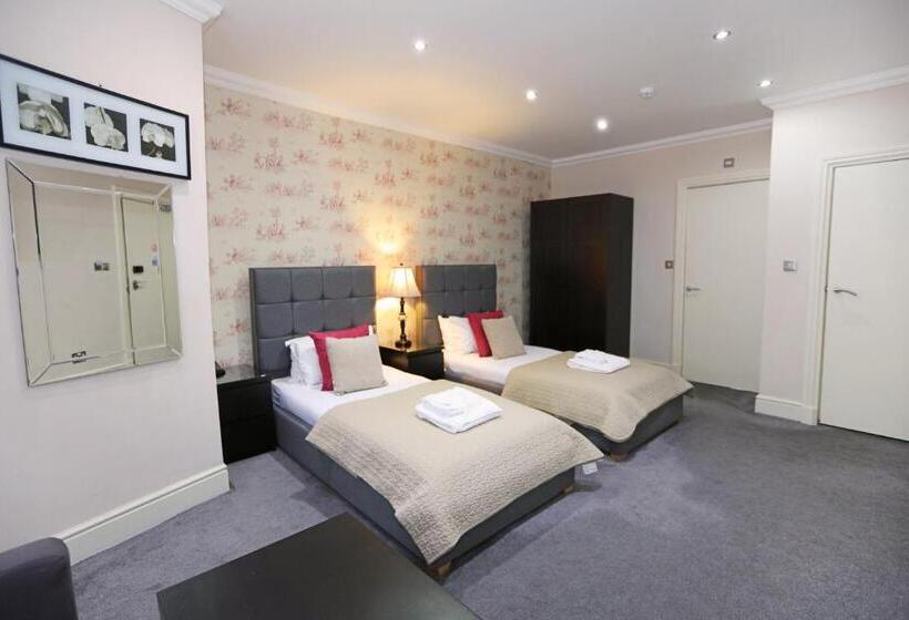 Номер Deluxe, Palmerston Suites