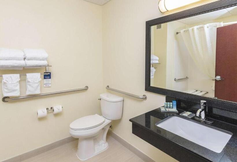 Номер Стандарт Кровать Кинг Адаптированный для Инвалидов, Best Western Concord Inn And Suites