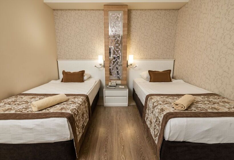 Oldal Tengerre Néző Családi Szoba, Crystal Sunset Luxury Resort & Spa - Ultimate All Inclusive