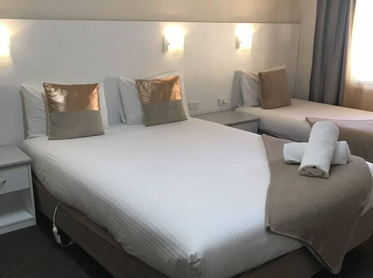 수피리어 룸, Hideaway Motor Inn
