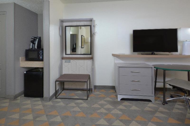 Номер Стандарт, Holiday Inn Raleigh Durham Airport, An Ihg