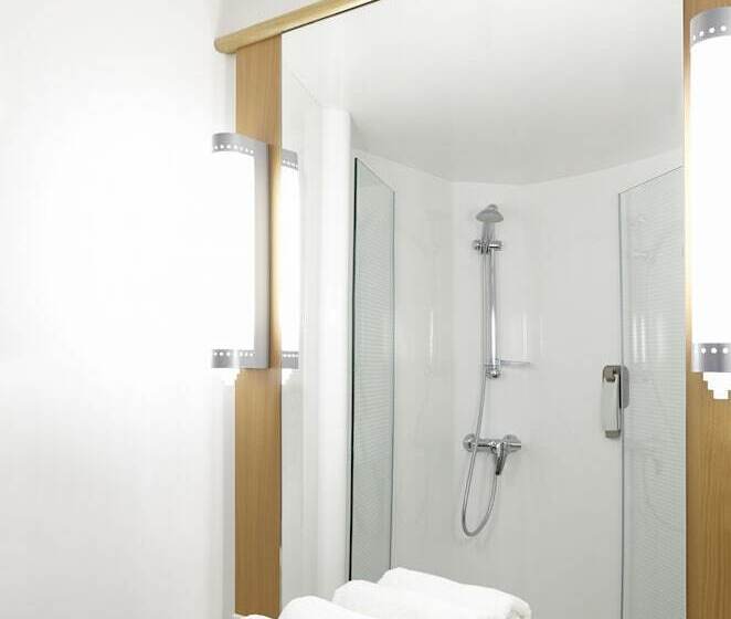 Номер Стандарт, Ibis Styles Liverpool Centre Dale Street   Cavern Quarter